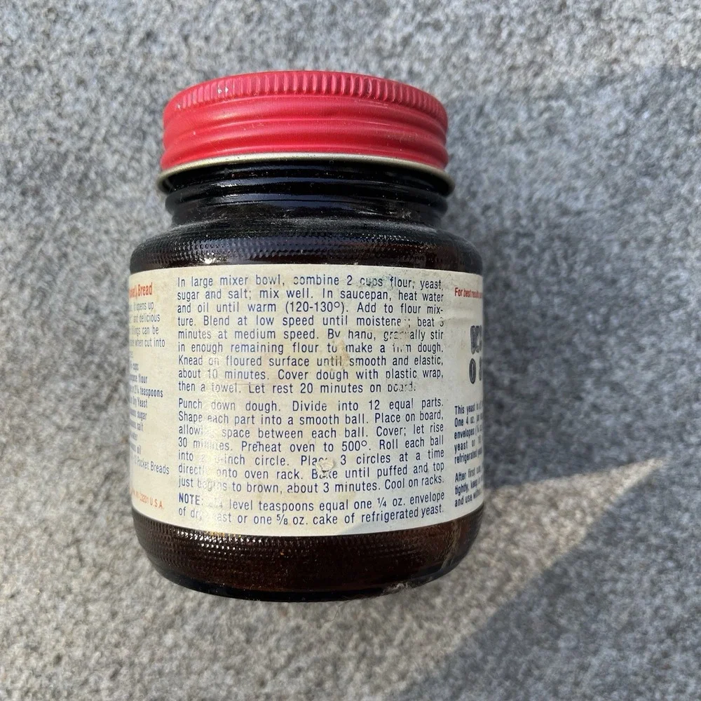 Vintage Red Star Instant Blend Active Dry Yeast 4 oz Jar, Exp Dec 1981